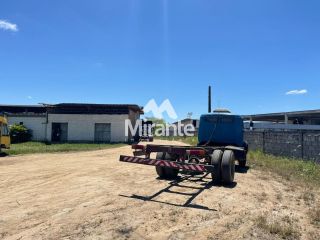 Lote / Terreno Comercial Para Vender no bairro Centro Industrial Subaé em Feira De Santana