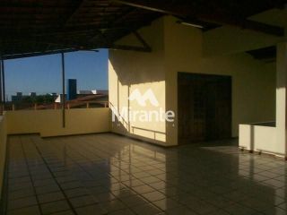 Casa Para Alugar no bairro Santa Mônica em Feira De Santana