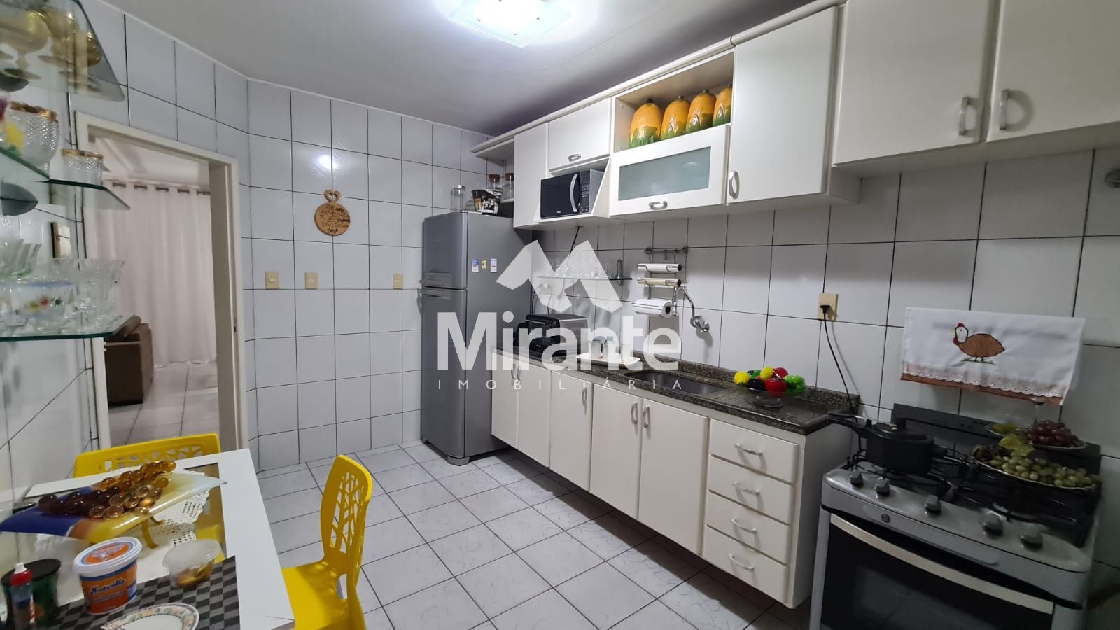 Casa Para Vender com 4 quartos sendo 2 suítes no bairro Capuchinhos em Feira De Santana