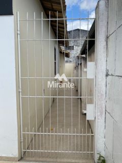 Casa Para Vender com 3 quartos sendo 1 suítes no bairro Brasília em Feira De Santana
