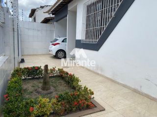 Casa Para Vender com 3 quartos sendo 1 suítes no bairro Brasília em Feira De Santana