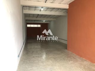 Prédio / Edifício Inteiro Comercial Para Alugar no bairro Ponto Central em Feira De Santana