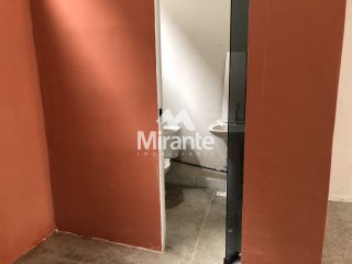 Prédio / Edifício Inteiro Comercial Para Alugar no bairro Ponto Central em Feira De Santana