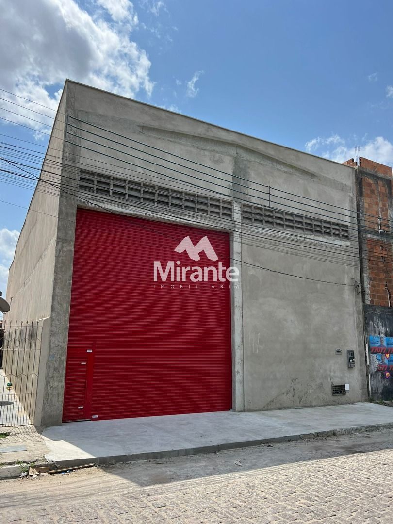 Galpão / Depósito / Armazém Para Alugar no bairro São João em Feira De Santana