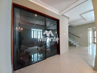 Casa Para Vender com 4 quartos sendo 2 suítes no bairro Jardim Acácia em Feira De Santana