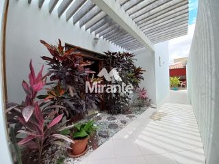 Casa Para Vender com 4 quartos sendo 2 suítes no bairro Jardim Acácia em Feira De Santana