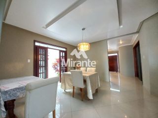 Casa Para Vender com 4 quartos sendo 2 suítes no bairro Jardim Acácia em Feira De Santana