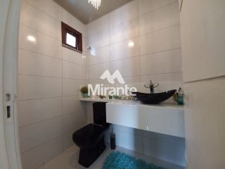 Casa Para Vender com 4 quartos sendo 2 suítes no bairro Jardim Acácia em Feira De Santana