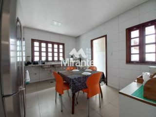 Casa Para Vender com 4 quartos sendo 2 suítes no bairro Jardim Acácia em Feira De Santana