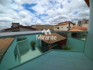 Casa Para Vender com 4 quartos sendo 2 suítes no bairro Jardim Acácia em Feira De Santana
