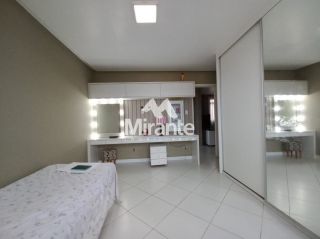Casa Para Vender com 4 quartos sendo 2 suítes no bairro Jardim Acácia em Feira De Santana