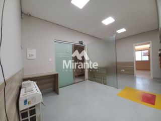 Prédio / Edifício Inteiro Comercial Para Vender no bairro Centro em Feira De Santana