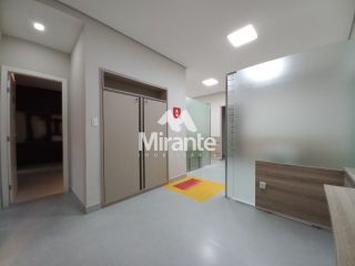 Prédio / Edifício Inteiro Comercial Para Vender no bairro Centro em Feira De Santana