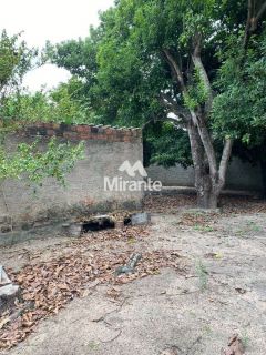 Casa Para Alugar no bairro Centro em Feira De Santana