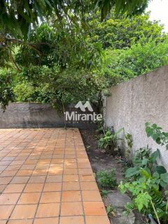 Casa Para Alugar no bairro Centro em Feira De Santana
