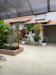 Casa Para Vender com 3 quartos no bairro Serraria Brasil em Feira De Santana