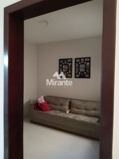 Casa Para Vender com 6 quartos sendo 2 suítes no bairro Capuchinhos em Feira De Santana