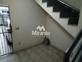 Casa Para Vender com 6 quartos sendo 2 suítes no bairro Capuchinhos em Feira De Santana