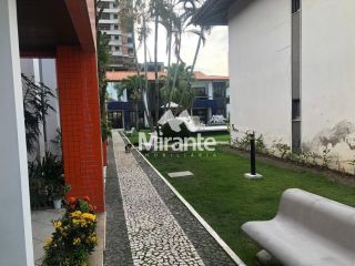 Casa de Condomínio Para Vender com 3 quartos sendo 1 suítes no bairro Santa Mônica em Feira De Santana