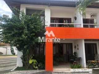 Casa de Condomínio Para Vender com 3 quartos sendo 1 suítes no bairro Santa Mônica em Feira De Santana