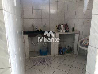 Casa de Condomínio Para Vender com 3 quartos sendo 1 suítes no bairro Santa Mônica em Feira De Santana