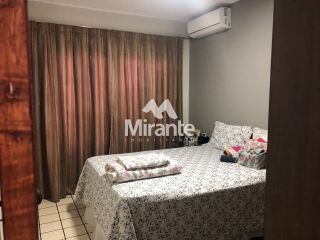 Casa de Condomínio Para Vender com 3 quartos sendo 1 suítes no bairro Santa Mônica em Feira De Santana