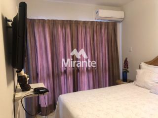 Casa de Condomínio Para Vender com 3 quartos sendo 1 suítes no bairro Santa Mônica em Feira De Santana