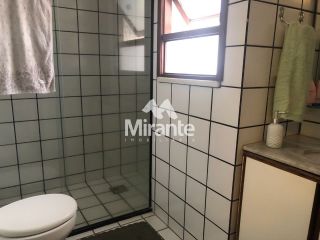 Casa de Condomínio Para Vender com 3 quartos sendo 1 suítes no bairro Santa Mônica em Feira De Santana