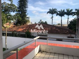 Casa de Condomínio Para Vender com 3 quartos sendo 1 suítes no bairro Santa Mônica em Feira De Santana