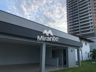 Casa de Condomínio Para Vender com 3 quartos sendo 1 suítes no bairro Santa Mônica em Feira De Santana