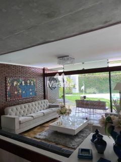 Casa Para Vender com 3 quartos no bairro Santa Mônica em Feira De Santana