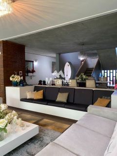 Casa Para Vender com 3 quartos no bairro Santa Mônica em Feira De Santana