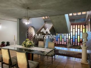 Casa Para Vender com 3 quartos no bairro Santa Mônica em Feira De Santana
