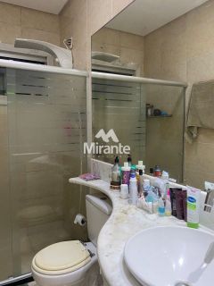 Casa de Condomínio Para Vender com 3 quartos no bairro Lagoa Salgada em Feira De Santana