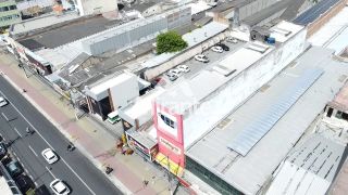 Prédio / Edifício Inteiro Comercial Para Vender no bairro Centro em Feira De Santana