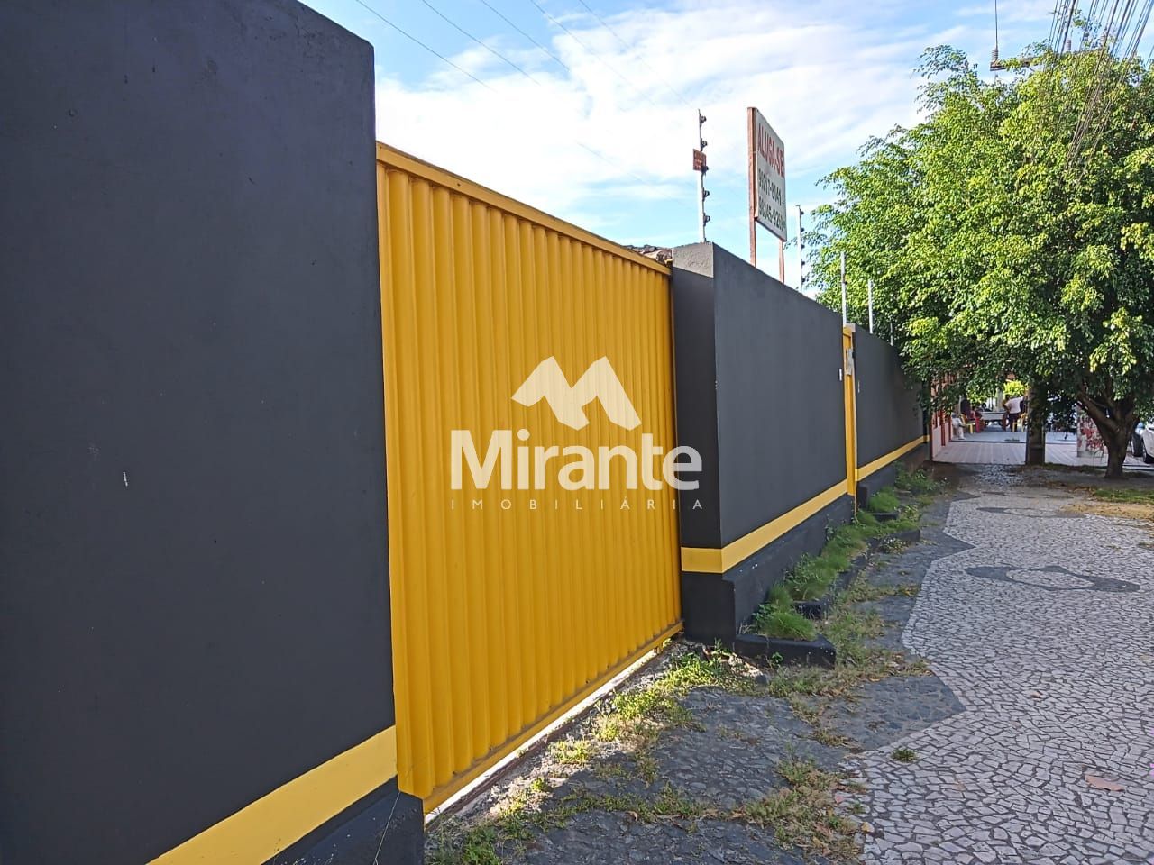 Casa Para Vender no bairro Brasília em Feira De Santana