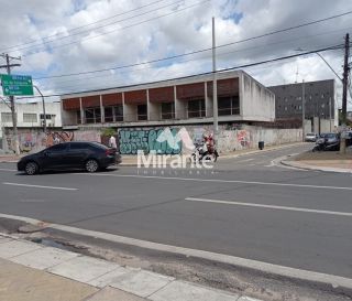 Casa Para Vender no bairro Centro em Feira De Santana