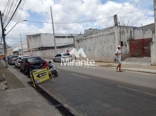 Casa Para Vender no bairro Centro em Feira De Santana