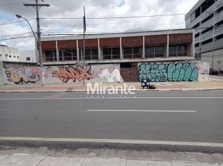 Casa Para Vender no bairro Centro em Feira De Santana