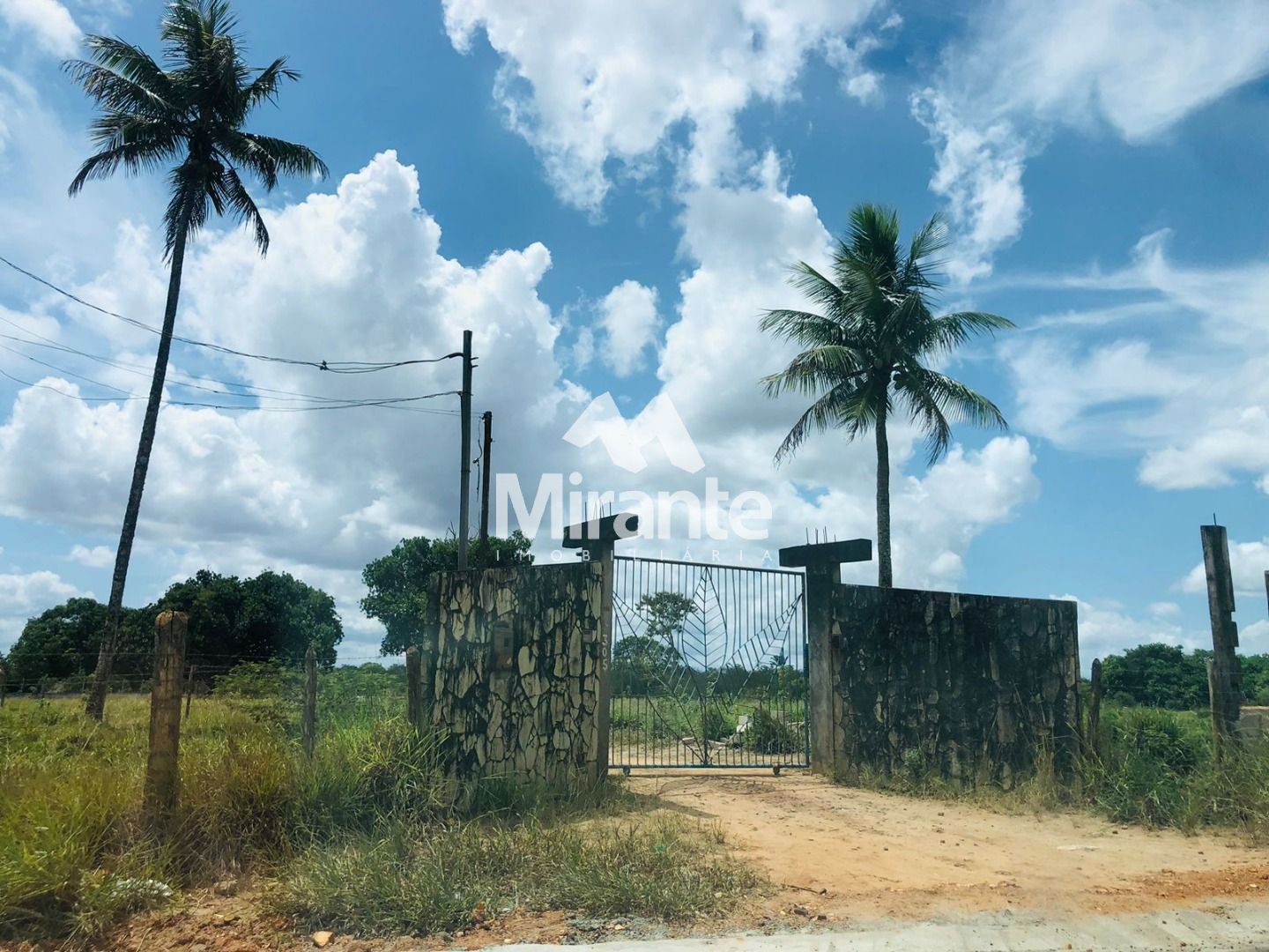 Lote / Terreno Comercial Para Vender no bairro Santo Antônio dos Prazeres em Feira De Santana