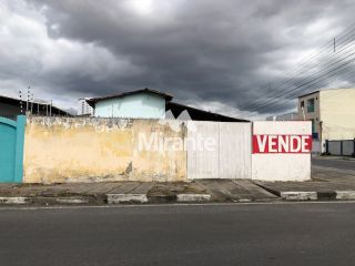 Lote / Terreno de Bairro Para Vender no bairro Ponto Central em Feira De Santana