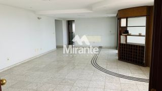 Apartamento Para Alugar com 4 quartos sendo 3 suítes no bairro Kalilândia em Feira De Santana