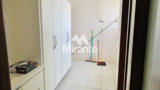 Apartamento Para Alugar com 4 quartos sendo 3 suítes no bairro Kalilândia em Feira De Santana