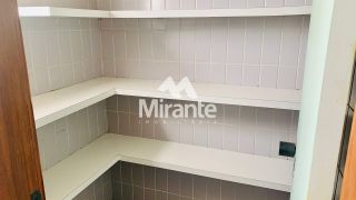 Apartamento Para Alugar com 4 quartos sendo 3 suítes no bairro Kalilândia em Feira De Santana