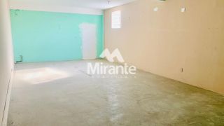 Galpão / Depósito / Armazém Para Alugar no bairro Cruzeiro em Feira De Santana