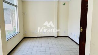 Galpão / Depósito / Armazém Para Alugar no bairro Cruzeiro em Feira De Santana