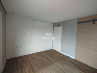 Apartamento Mobiliado Para Vender com 3 quartos sendo 3 suítes no bairro Santa Mônica em Feira De Santana