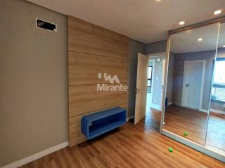 Apartamento Mobiliado Para Vender com 3 quartos sendo 3 suítes no bairro Santa Mônica em Feira De Santana