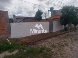 Lote / Terreno de Bairro Para Vender no bairro Lagoa Salgada em Feira De Santana