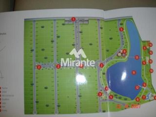 Lote / Terreno de Condomínio Para Vender no bairro Papagaio em Feira De Santana
